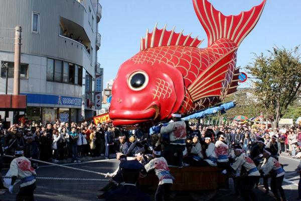 國泰花車巡遊 尖沙咀初一晚 Party time